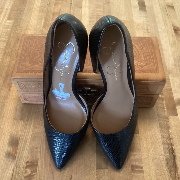 Jessica Simpson Lovvey Black Reptile Embossed D’orsay Pointy Toed 3.5” Heels 7.5 - Picture 2 of 10